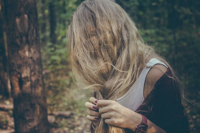 彼女が他の男とご飯に行くと報告された...。不安な時の対処法を徹底紹介！